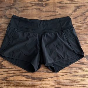 Lulu lemon size 4 running shorts